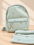 Pack vuelta al cole. Mochila, tupper, botella y 2 pechitos personalizado. Granja