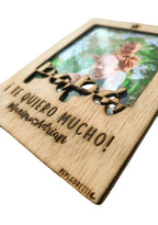 Parco papa con nombres de madera