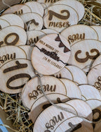Placas Mensuales Bebé Personalizadas de Madera. Modelo globo