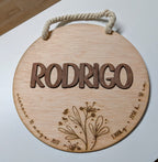 Placa de Nacimiento Personalizada para Bebé de Madera. Modelo primavera