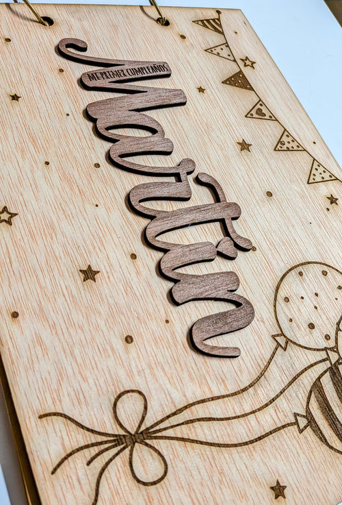 Álbum kraft personalizado para fotos y recuerdos, con 25 páginas de cartulina de 180 g y detalles en cobre viejo. Un regalo único y especial